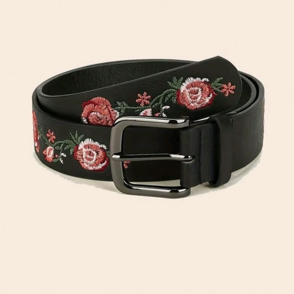 Boho Black Red Floral Embroidered Buckle Faux Leather Belt